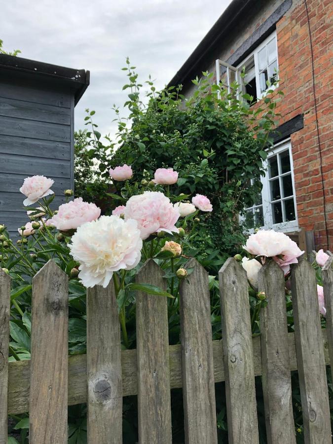 The Cottage Sulgrave ภายนอก รูปภาพ